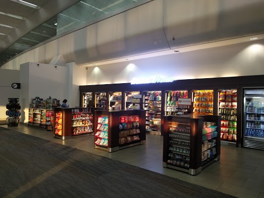 hudson-news-kiosk